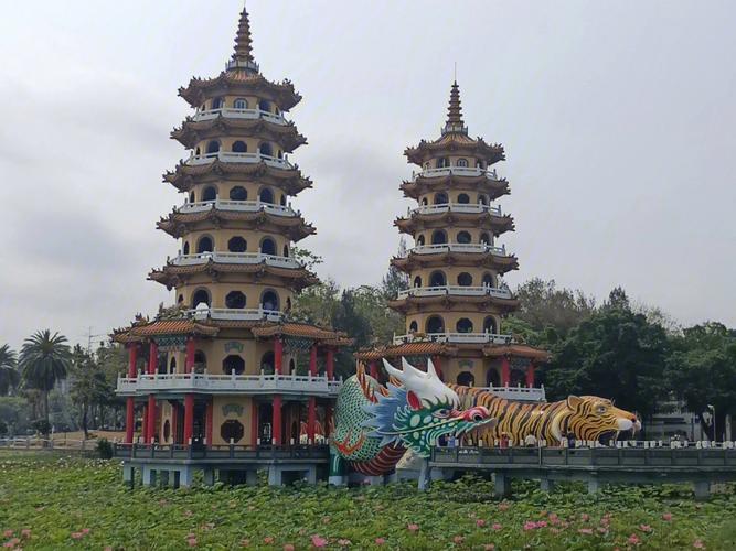 高雄旅游景点-高雄旅游景点有哪些